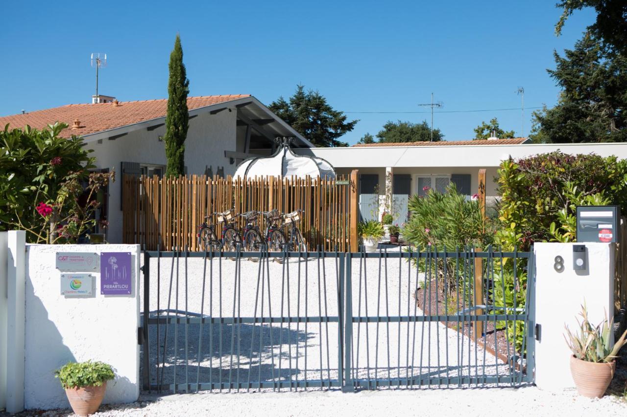 Villa Pierartlou Ares Eksteriør billede